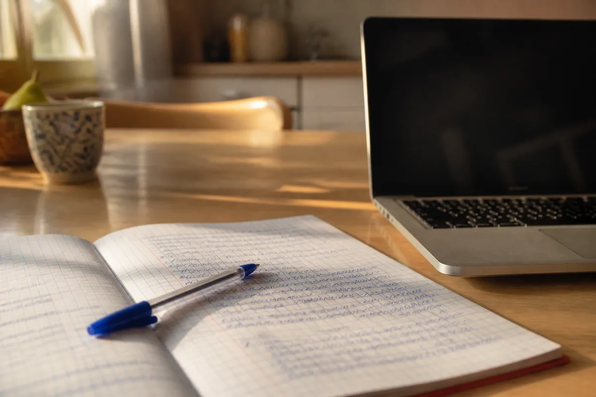 ChatGPT et devoirs : vérifier, cadrer, faire réfléchir — ChatGPT et devoirs : ce que dit le cadre officiel, comment vérifier un texte …